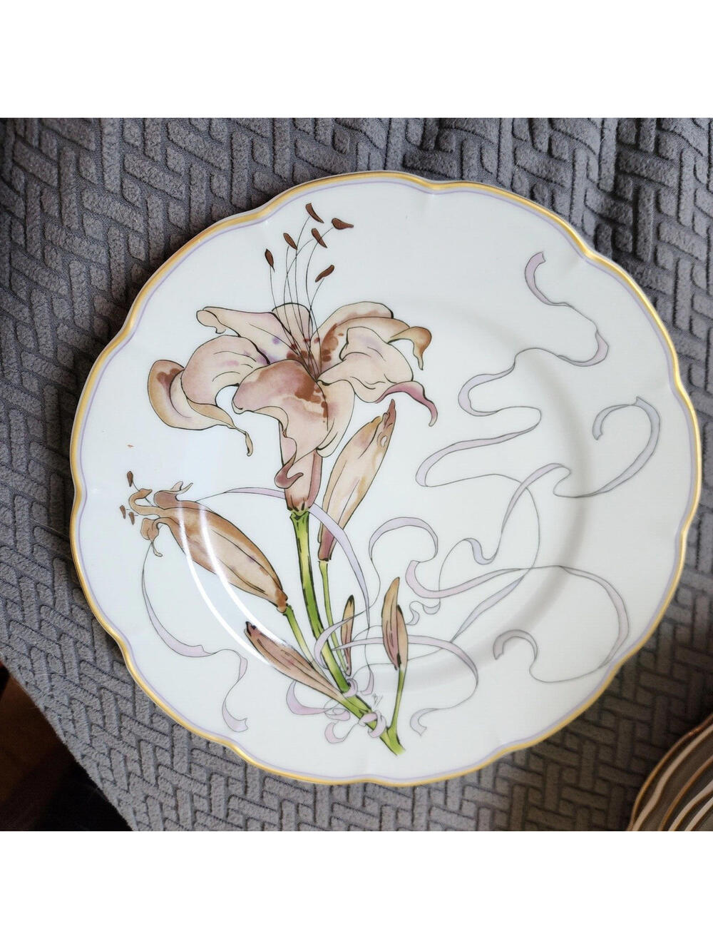 Haviland Limoges LYS Fleurs Et Rubans Limited Editioni Lily Plate 10"